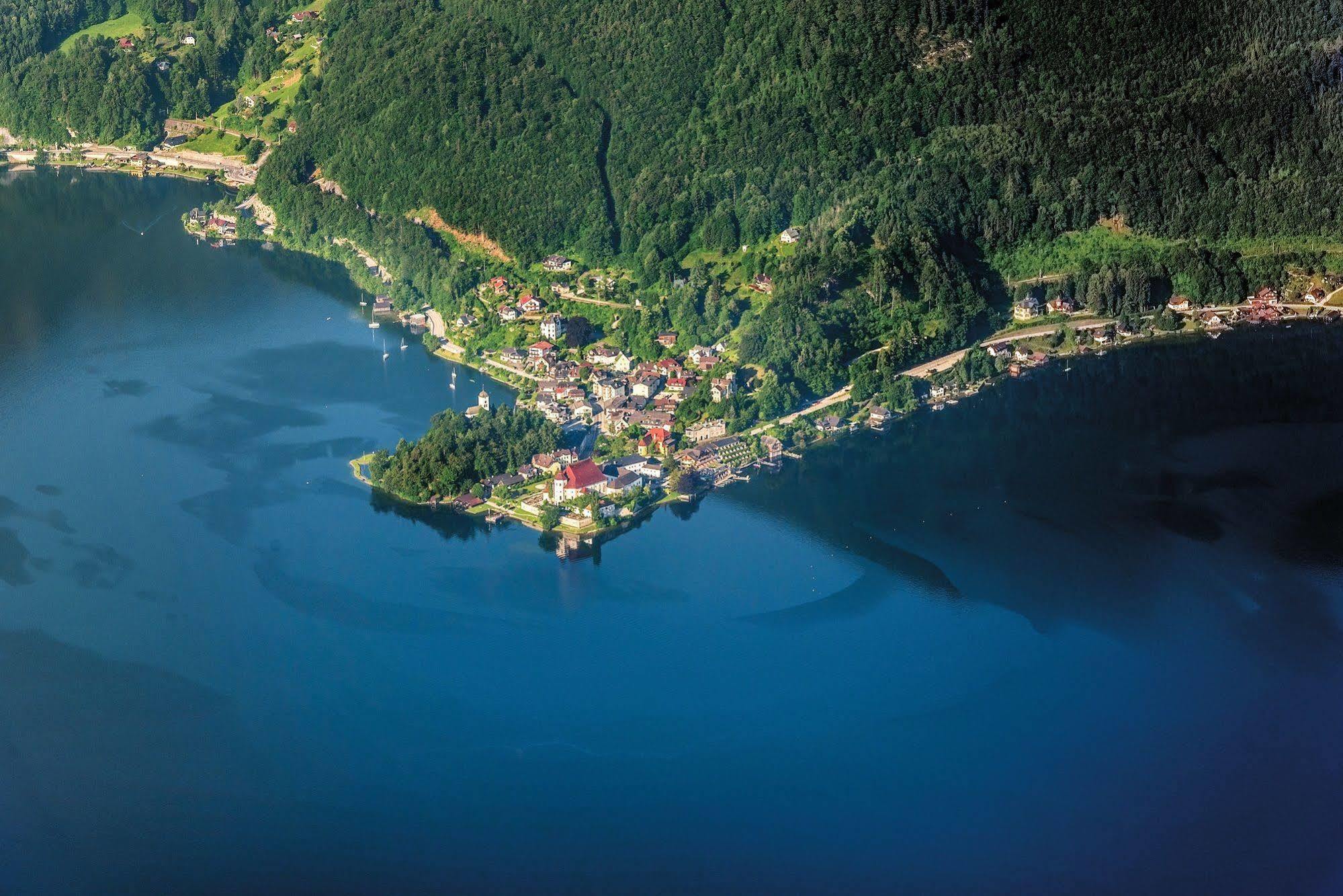 Das Traunsee تروكيرشن المظهر الخارجي الصورة